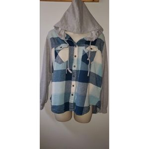 Women's button up flannel